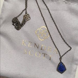 Kendra Scott necklace